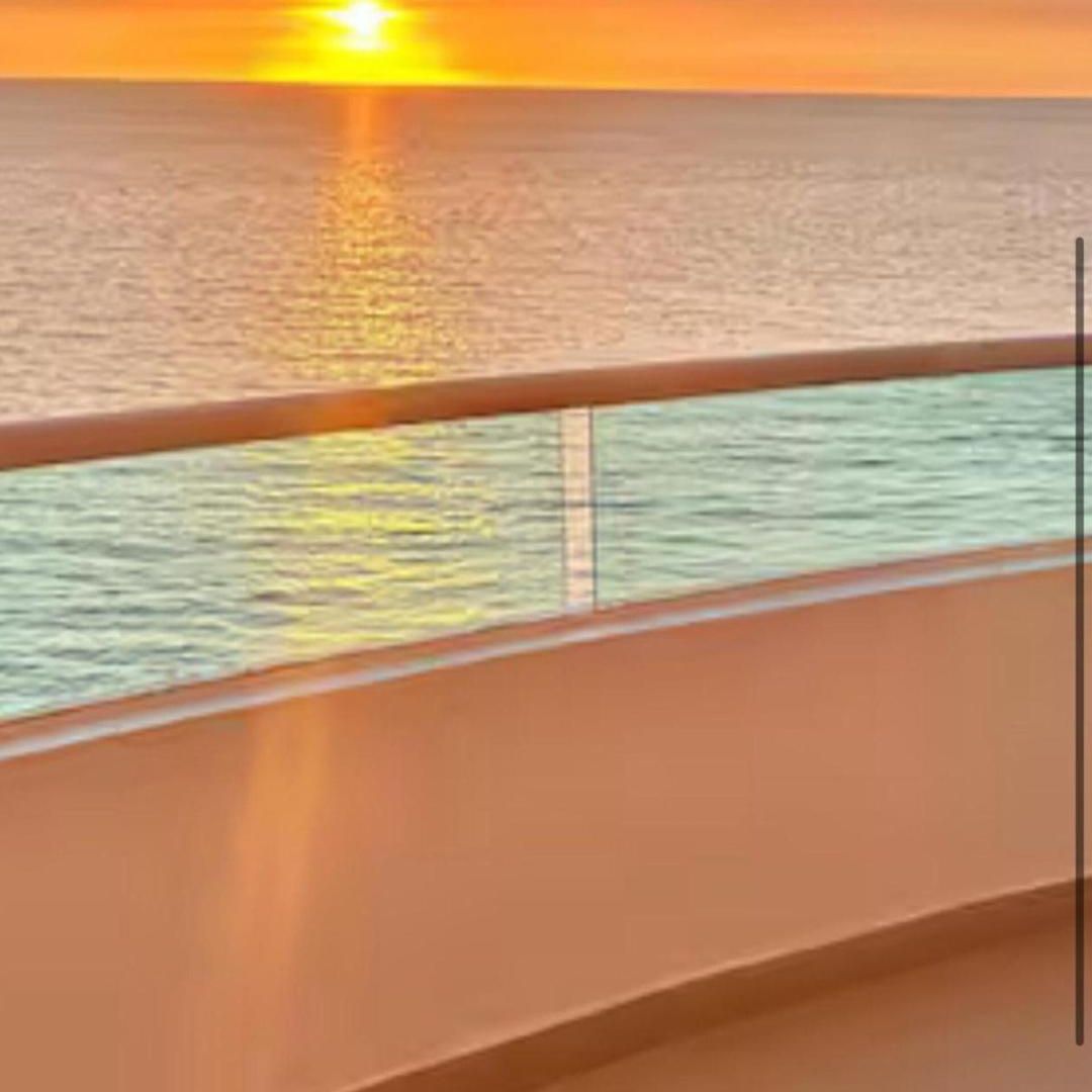 Luxury Oceanview | Sunset | Modern Design Сasa de vacaciones Cartagena
