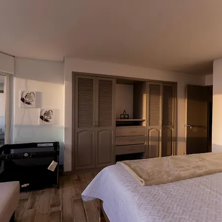 Luxury Oceanview | Sunset | Modern Design Сasa de vacaciones *